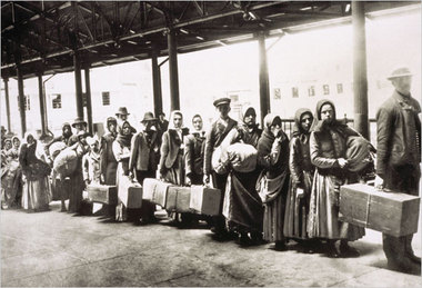 Irish Immigrants arrive in NYC